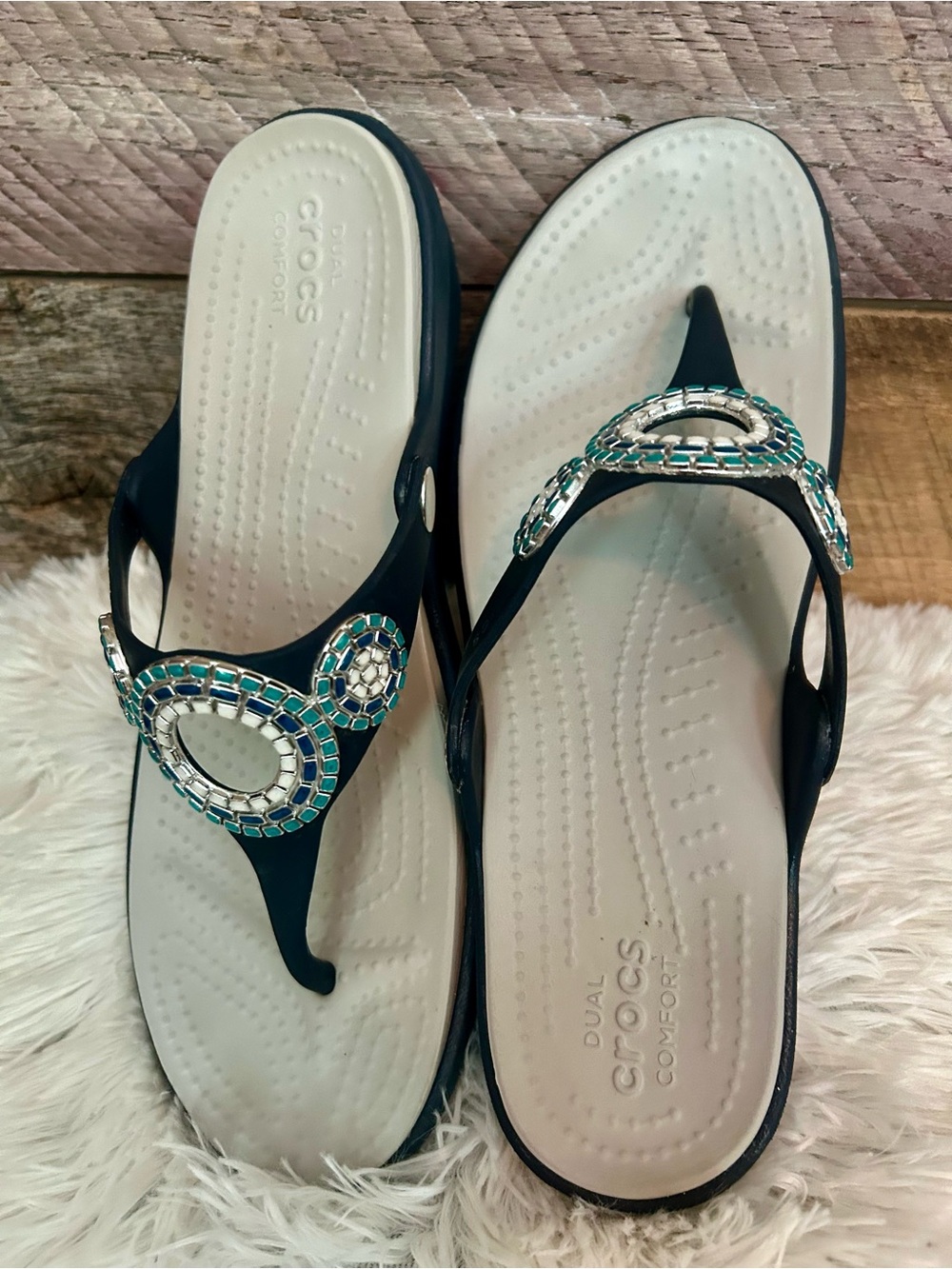CROCS Navy and White Jeweled Thong Sandals - Picture 2 of 4